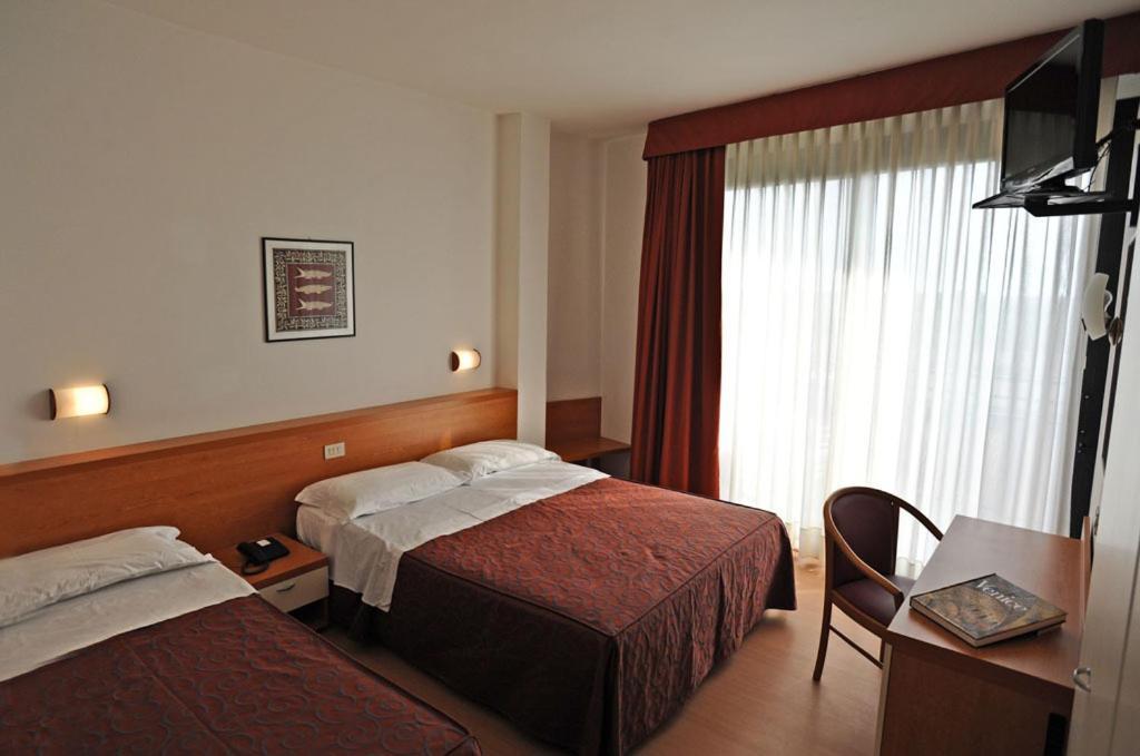 Hotel Fenix Cavallino-Treporti Ngoại thất bức ảnh